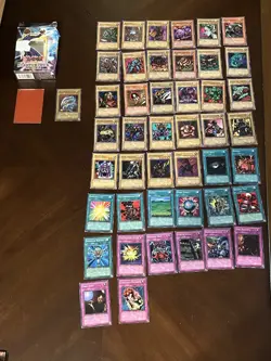 Vintage Yugioh lot STARTER PACK SETS + Dark Magican/Blue-Eyes (and 500 Commons) - Image 5