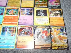 28 POKEMON FOIL PRISM SPARKLY RANDOM LOT OF TRADING CARDS - Image 4