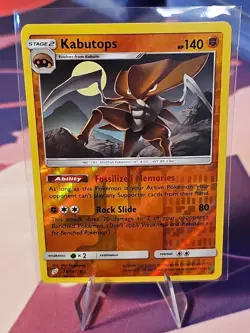 KABUTOPS 2019 RARE STAGE 2 POKEMON CARD - TEAM UP SET - #78/181 - Reverse Holo - Image 1