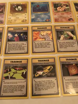 Lot of 15 Gym Heroes Set Pokemon Cards plus 2 Energy Cards - Image 5