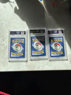 Pokemon 1st Edition Shadowless Base Set Bulbasaur Charmander Squirtle PSA 8 - Image 2