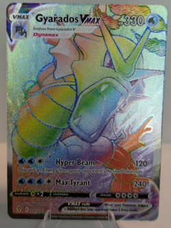 Pokemon Gyarados VMAX 207/203 Evolving Skies Rainbow Secret Rare Holo NM - Image 1