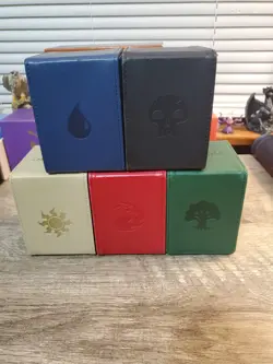 Ultra Pro Alcove Deck Box Mana Set - Image 2