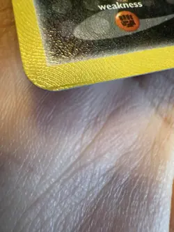 Umbreon Star 17/17 Celebrations: Classic Collection Holo Pokemon Card - Image 3