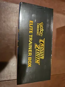 Pokemon Elite Trainer Box Crown Zenith - Sealed - Image 3