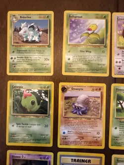 Pokemon TCG Vintage Neo Genesis Fossil Jungle 25 Card Lot - Image 2