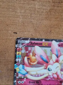 Pokemon Sylveon EX TCG Radiant Collection RC21/RC32 Generations Ultra LP Rare - Image 3