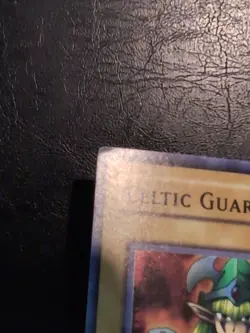 Yu-Gi-Oh! SUPER RARE HOLO CARD CELTIC GUARDIAN LOB-007 1996 VINTAGE PRINT VLP - Image 3