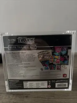 Pokemon TCG Sword & Shield Evolving Skies Elite Trainer Box ETB W Case - Image 3