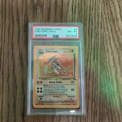 1999 POKEMON FOSSIL #9 KABUTOPS-HOLO PSA 8 - Image 1