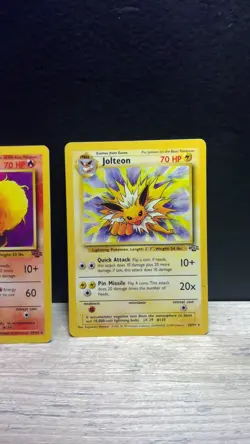 Pokemon TCG Eeveelution Trio - Flareon, Jolteon & Vaporeon Jungle LP/NM - Image 4