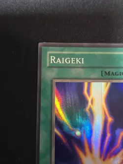 Raigeki - Misprint- LOB-053 - 1st Ed - NA Super Rare Factory Line in Holo - Image 5