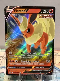 Flareon V SWSH149 SWSH: Sword & Shield Promo Cards Holo - Image 1