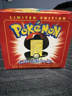 Charizard Pokemon 23K Gold Plated Trading Card 1999 Burger King Pokeball Toy - Image 4