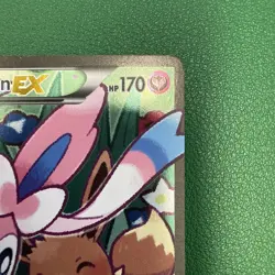 Sylveon EX RC32/RC32 Generations: Radiant Collection LP Pokemon w Magnetic Case - Image 4