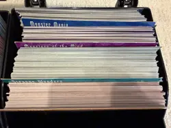 *COMPLETE* Weird n Wild Creatures LOT ~1800 Cards 910 Info & ~880 Trading Cards - Image 4