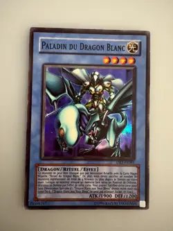Carte Yu-Gi-Oh! Paladin du Dragon Blanc DR1-FR081 bon etat - Image 1