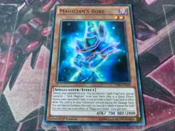 1X Magician's Robe TDIL-EN018 Common Yu-Gi-Oh Card English Dark Magician Yugi - Image 1