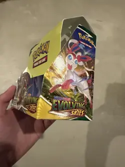 1x EMPTY - Pokemon TCG Sword & Shield Evolving Skies Booster Box - No cards - Image 2