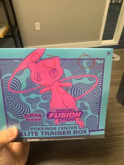 Pokemon Center Exclusive Fusion Strike ETB - DAMAGED - See Photos 820650809941 - Image 3