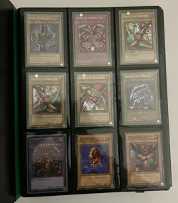 Yugioh Vintage 12 Foil/360 Card Binder Lot Dark Magician Blue-Eyes Exodia - Image 2