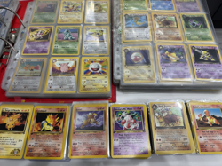 HUGE POKEMON CARD VINTAGE WOTC BULK BUNDLE HOLOS RARES 1ST EDITIONS ENGLISH - Image 5