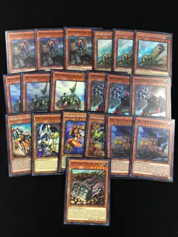YUGIOH INFINITRACK 46 CARDS DECK COLLECTION! DECK BOX & SLEEVES INC - Image 1