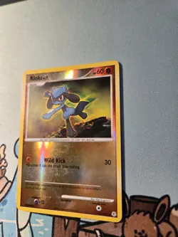 [LP] Riolu 61/130 Diamond & Pearl Reverse Holo - Pokemon TCG - Image 2