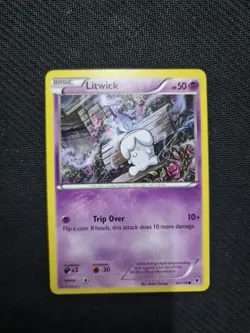 Litwick - 41/119 - Common - Phantom Forces - 2014 - Pokemon Card - LP - Image 1