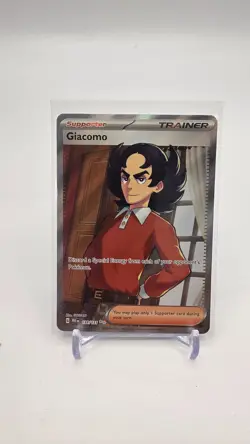 POKEMON TCG SV PRISMATIC EVOLUTIONS GIACOMO 138/131 FULL ART TRAINER NEAR MINT - Image 1