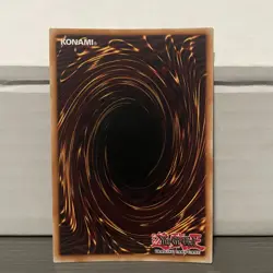 1ST EDITION GOLD DEEP DARK TRAP HOLE 1996 PGL3-EN037 YUGIOH CARD (LP/MP) - Image 2