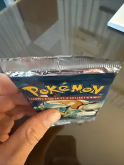 1999 Pokemon Base Set Booster Pack 1st Ed WOTC Factory Sealed Blastoise - French - Image 3