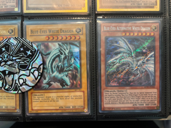 Yugioh Collection: Limited Edition Gold Binder / Holos incl: SDK-001, AP01-EN001 - Image 4