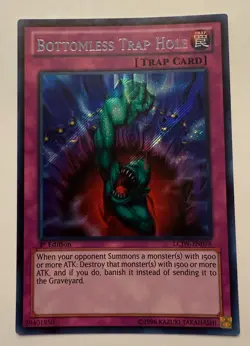 Bottomless Trap Hole - 1st Edition - LCJW-EN078 Yu-Gi-Oh - Image 1