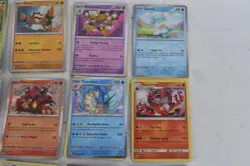 Pokemon Trading Card Lot of 100 "20 Holos" Various Sets (J3814G) - Image 4