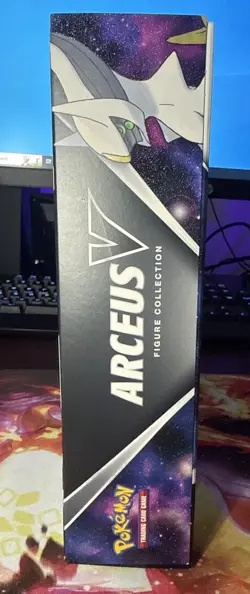 Pokemon TCG Arceus V Figure Collection Box - *Box Contains Cosmic Eclipse Pack!* 820650850165 - Image 4