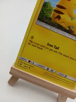 Pikachu 28/73 - Shining Legends - Common Regular LP Pokemon Card, 2017 - Image 3