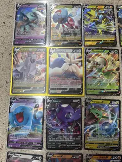 Pokemon TCG V Lot of 30 Cards????Sword and Shield NM pack fresh Lot 2 - Image 2