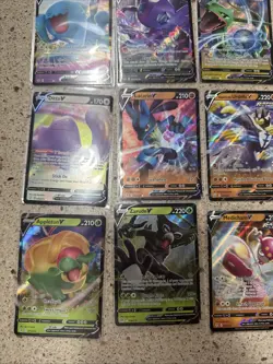 Pokemon TCG V Lot of 30 Cards????Sword and Shield NM pack fresh Lot 2 - Image 4