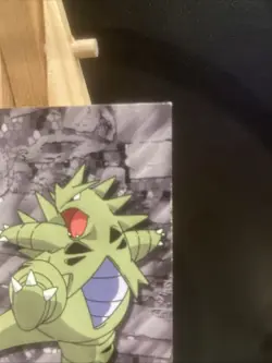 Tyranitar 18 OF 18 - Johto League Champions Die cut - TOPPS POKEMON CARD - NM/LP - Image 3