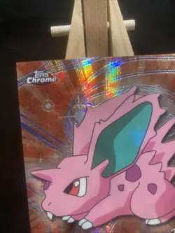 NM 2000 Topps Chrome Pokemon Series 1 #32 Nidoran SPECTRA FREE COMBINED SHIPPING - Image 2