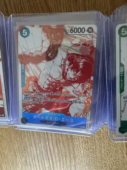 Huge One Piece TCG Lot All Foil 100+ Cards - Image 5