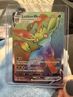 Pokemon TCG Leafeon VMAX Rainbow Secret Rare Holo Card Evolving Skies 204/203 - Image 1