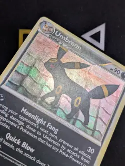 Umbreon 10/90 Undaunted Cracked Ice Holo Rare Pokemon TCG LP - Image 2