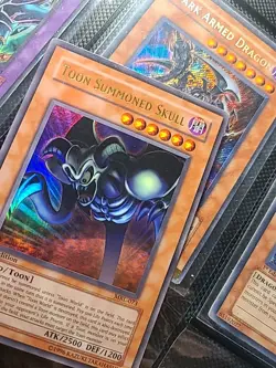 Yugioh Toon Summoned Skull MRL-073 1st Edition Wavy Print - Image 3