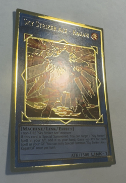YuGiOh Sky Striker Ace-Kagari (Alt Art) MAGO-EN038 Premium Gold Rare 1st Ed. NM - Image 2
