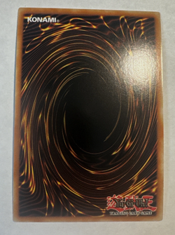 YuGiOh Sky Striker Ace-Kagari (Alt Art) MAGO-EN038 Premium Gold Rare 1st Ed. NM - Image 3