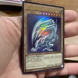 Blue-Eyes White Dragon (Version 2) LCKC-EN001 Ultra Rare NearMint +Bonus FREESHP - Image 2