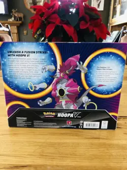 Pokemon Hoopa V Box - Fusion Strike, Evolving Skies, Vivid Voltage - Image 3