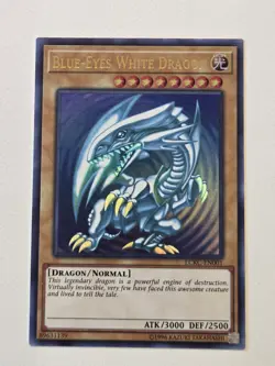 Blue-Eyes White Dragon LCKC-EN001 (Version 2) Ultra Rare Yugioh SDK Art NM 2018 - Image 1